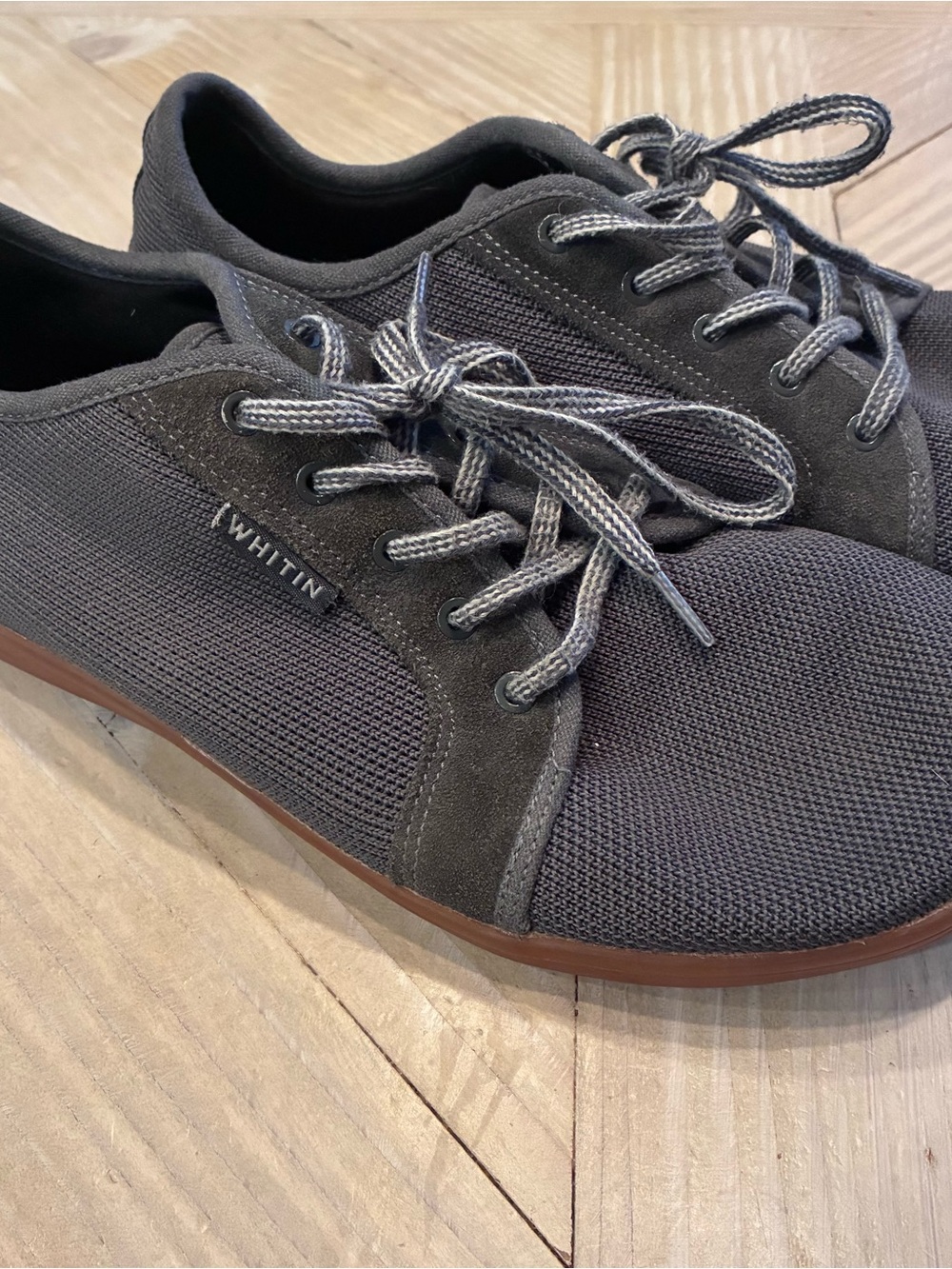 WHITIN Men’s Casual Lace-Up Sneakers in Charcoal Gray